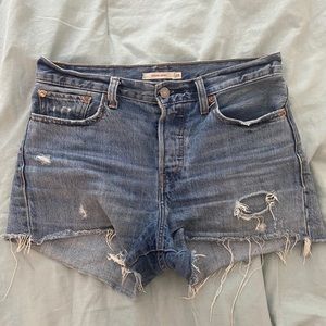 Levi’s wedgie shorts